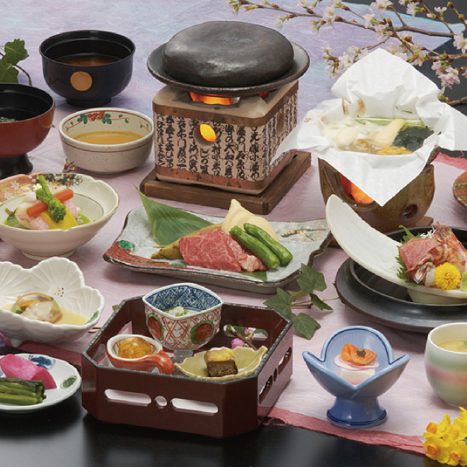 会席膳（夕食・昼食）