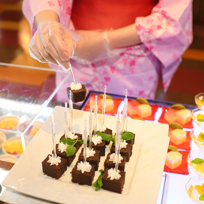 夕食バイキング